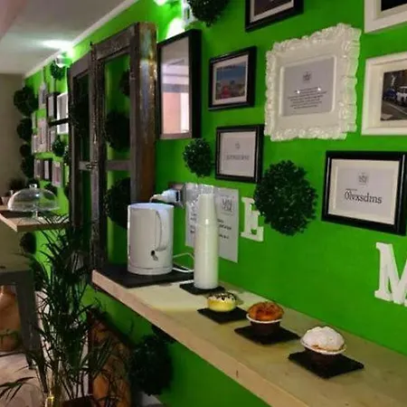 Alojamento de Acomodação e Pequeno-almoço Minihomecatania 3*