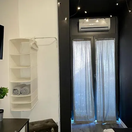 Bed and Breakfast Minihomecatania 3*