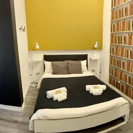Bed and Breakfast Minihomecatania 3*