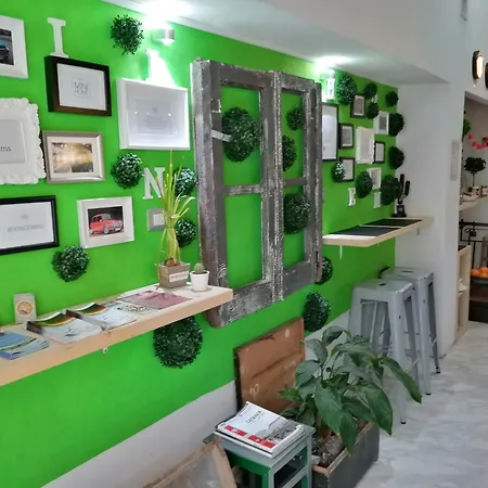 Minihomecatania לינה וארוחת בוקר 3*