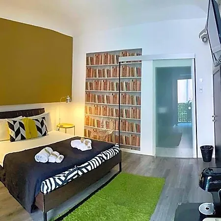 Minihomecatania Κατάνια