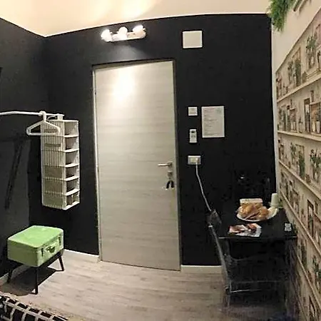 Frühstückspension Minihomecatania 3*