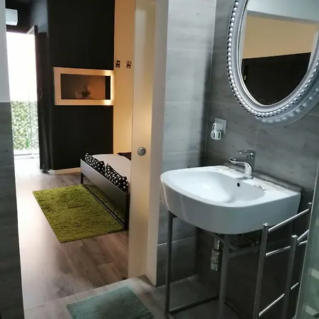 Minihomecatania Bed and Breakfast 3*