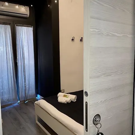 Bed and Breakfast Minihomecatania 3*